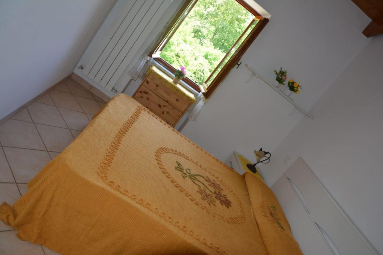 Agriturismo Ghirlanda Norma Rita Карродано-Инферьоре Экстерьер фото