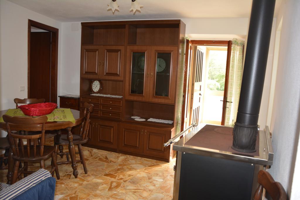 Agriturismo Ghirlanda Norma Rita Карродано-Инферьоре Экстерьер фото