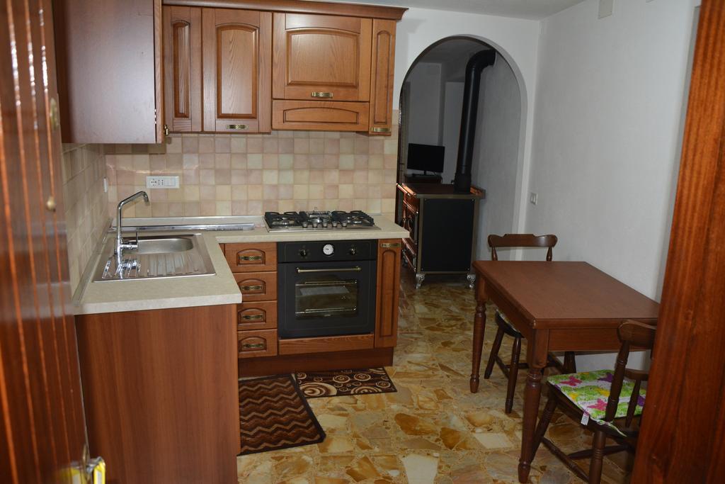 Agriturismo Ghirlanda Norma Rita Карродано-Инферьоре Экстерьер фото